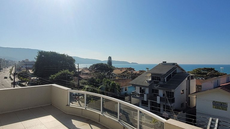 B039 - Cobertura duplex com vista e perto do mar