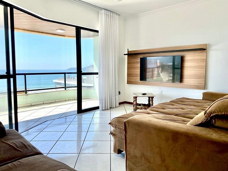 Cobertura 3 quartos para 8 pessoas, pertinho da praia !