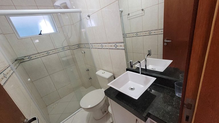 B720 - Apartamento 2 quartos em cond. com piscina
