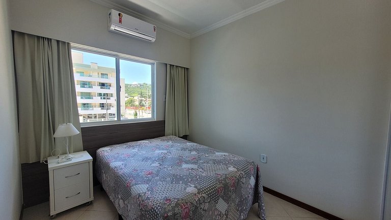 B720 - Apartamento 2 quartos em cond. com piscina