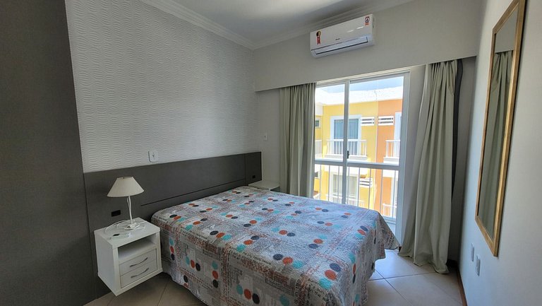 B720 - Apartamento 2 quartos em cond. com piscina