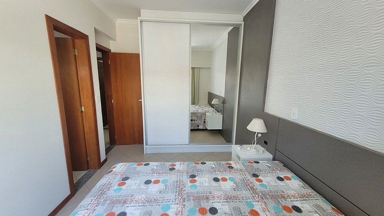 B720 - Apartamento 2 quartos em cond. com piscina