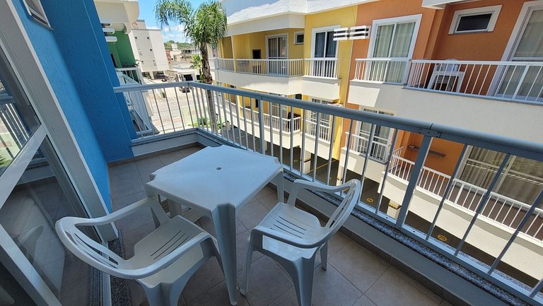 B720 - Apartamento 2 quartos em cond. com piscina