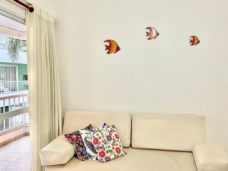 B910 - Apto p/05 pessoas c/ piscina perto da praia