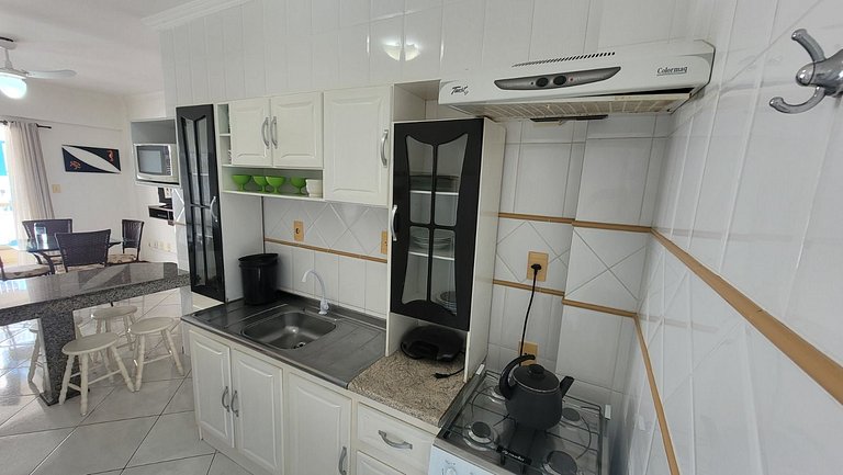 B103 - Apto para 05 pessoas em Bombinhas + piscina