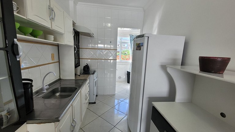 B103 - Apto para 05 pessoas em Bombinhas + piscina