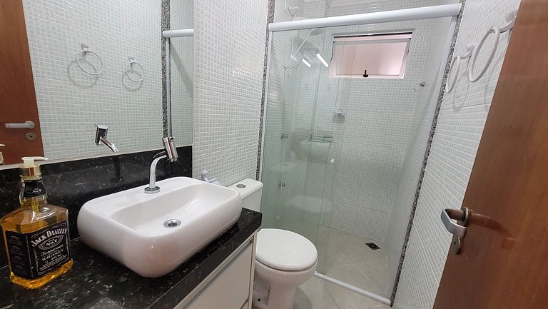 B781 - Apto 2 quartos para 5 pessoas em Bombas -SC