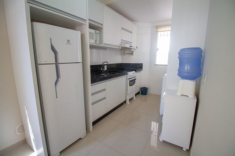 B791 - Apartamento econômico na praia de Bombas