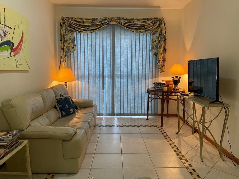 B127- Apto Vista Mar p/ 9 pessoas em Bombinhas SC