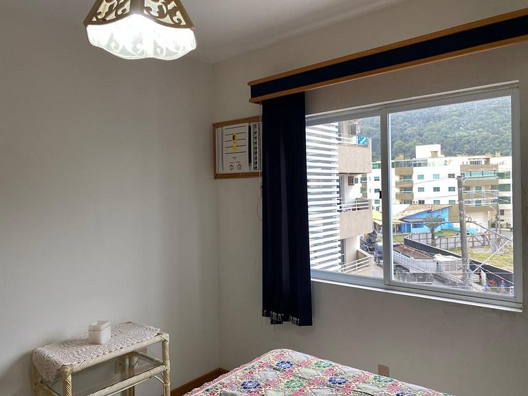 B127- Apto Vista Mar p/ 9 pessoas em Bombinhas SC