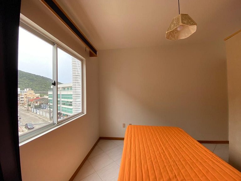 B127- Apto Vista Mar p/ 9 pessoas em Bombinhas SC