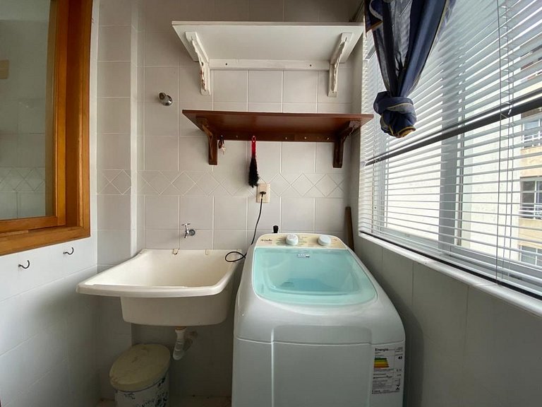 B127- Apto Vista Mar p/ 9 pessoas em Bombinhas SC