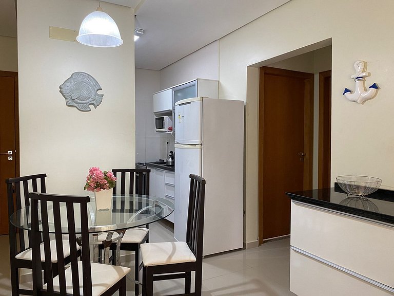 B778 - Apto próx. do mar p/ 5 pessoas em Bombas SC