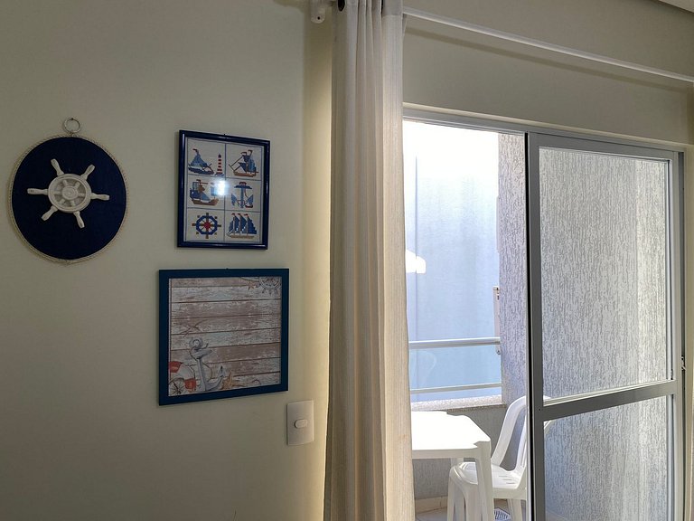 B778 - Apto próx. do mar p/ 5 pessoas em Bombas SC