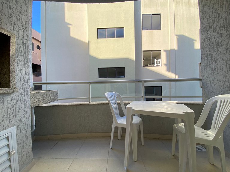 B778 - Apto próx. do mar p/ 5 pessoas em Bombas SC