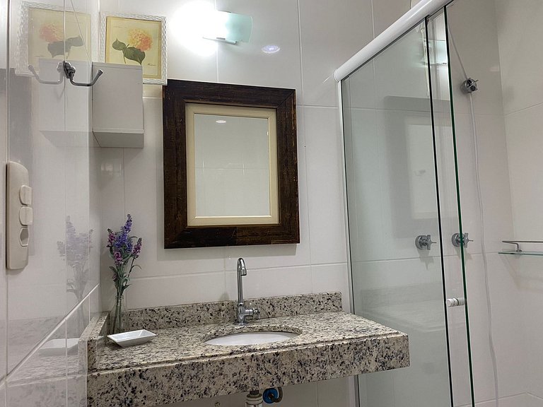 B777 - Apartamento para 5 pessoas em Bombinhas SC