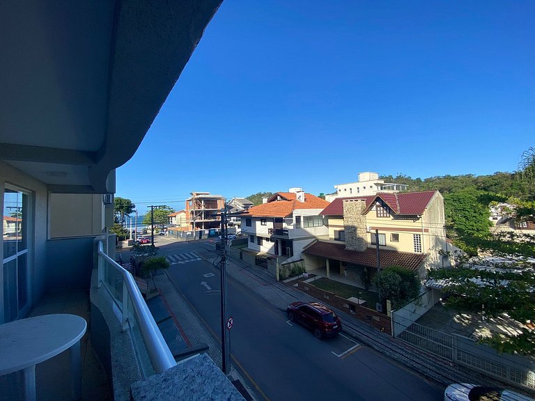 B777 - Apartamento para 5 pessoas em Bombinhas SC