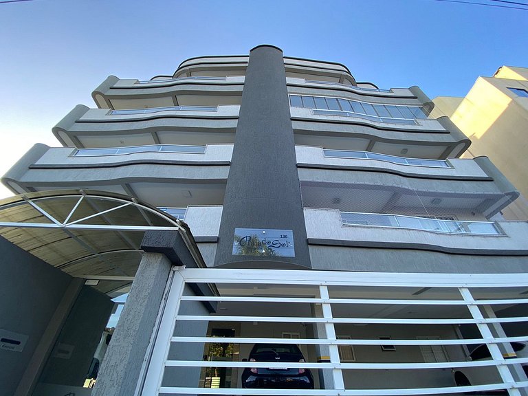 B777 - Apartamento para 5 pessoas em Bombinhas SC