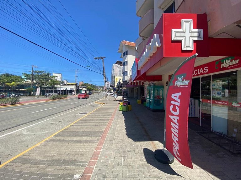 B916 - Apto 03 quartos para 7 pessoas perto do mar