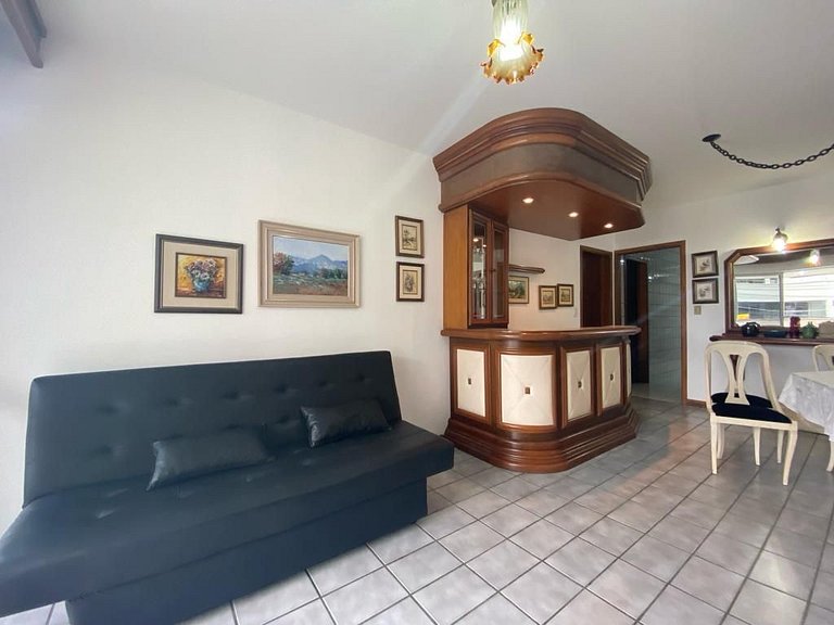 B916 - Apto 03 quartos para 7 pessoas perto do mar