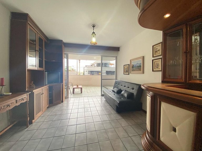 B916 - Apto 03 quartos para 7 pessoas perto do mar