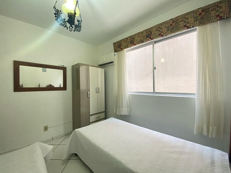 B916 - Apto 03 quartos para 7 pessoas perto do mar