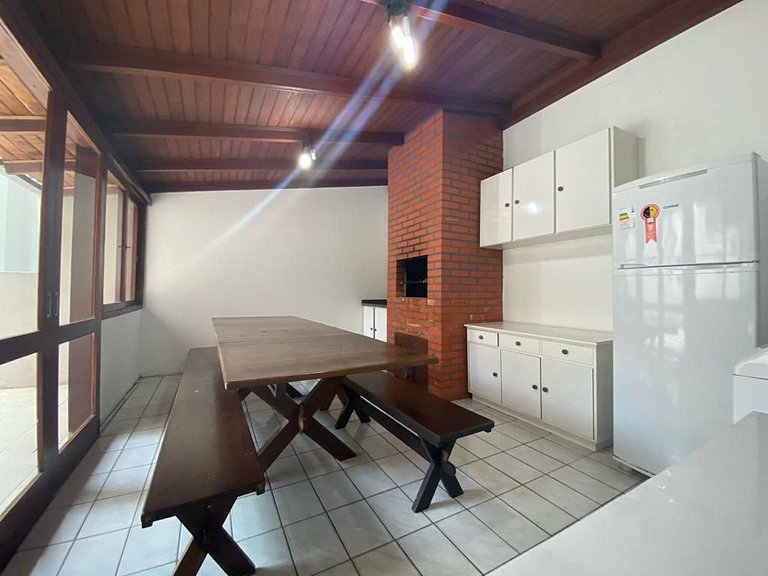 B916 - Apto 03 quartos para 7 pessoas perto do mar