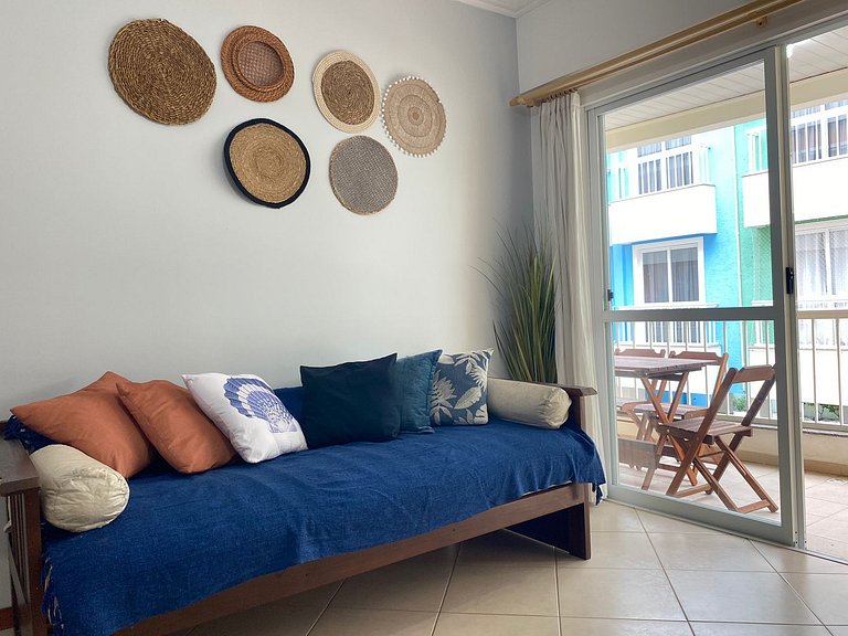 B719 - Apto para 06 pessoas com piscina perto da praia