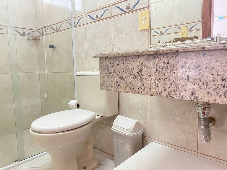 B719 - Apto para 06 pessoas com piscina perto da praia