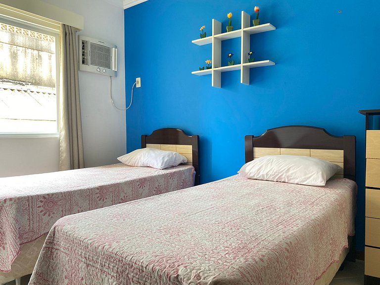 B782 - Apto 02 quartos para 05 pessoas com piscina