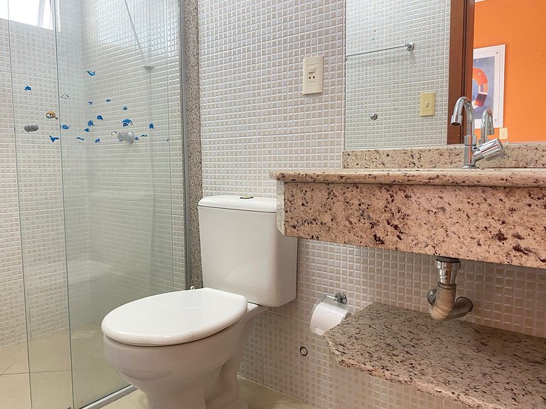 B782 - Apto 02 quartos para 05 pessoas com piscina