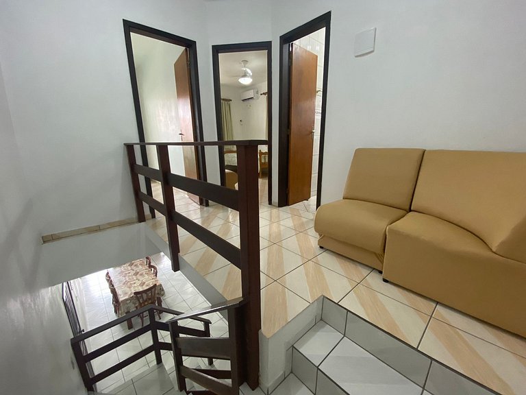 B319 - Casa com 3 quartos perto da praia de Bombas