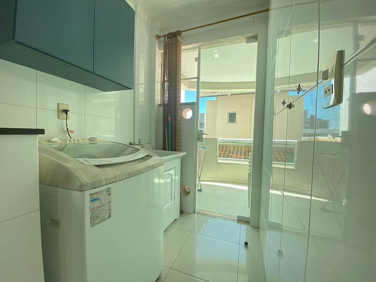 B111 - Apto 02 quartos perto do mar em Bombas - SC