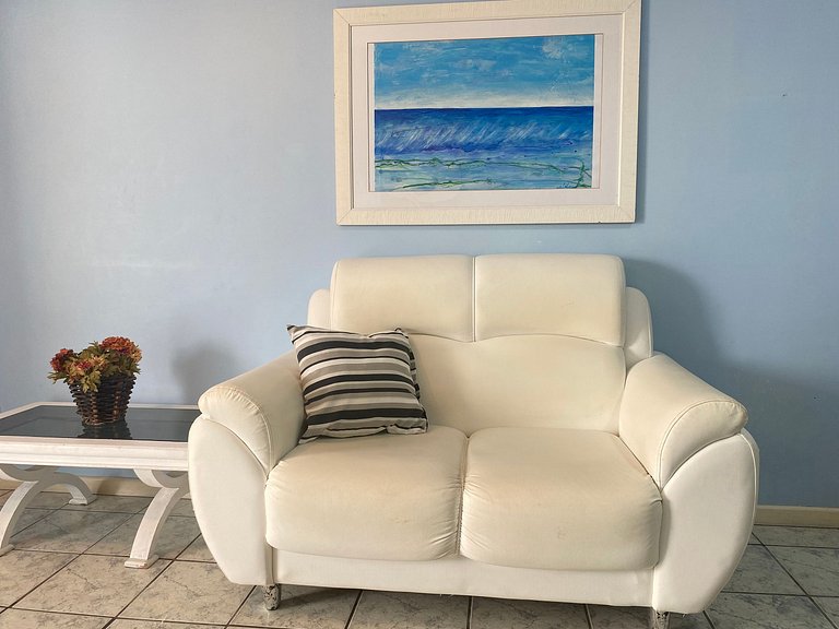 B479 - Apto 2 quartos c/vista mar na Av de Bombas