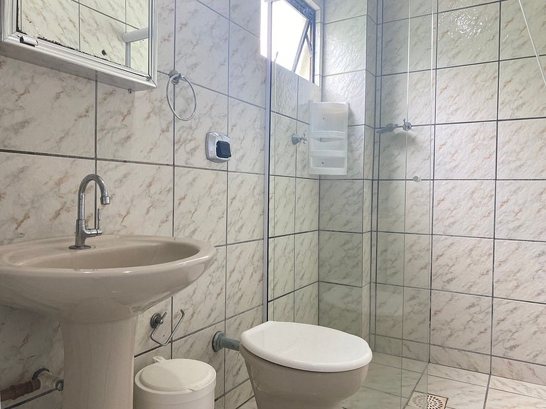 B479 - Apto 2 quartos c/vista mar na Av de Bombas