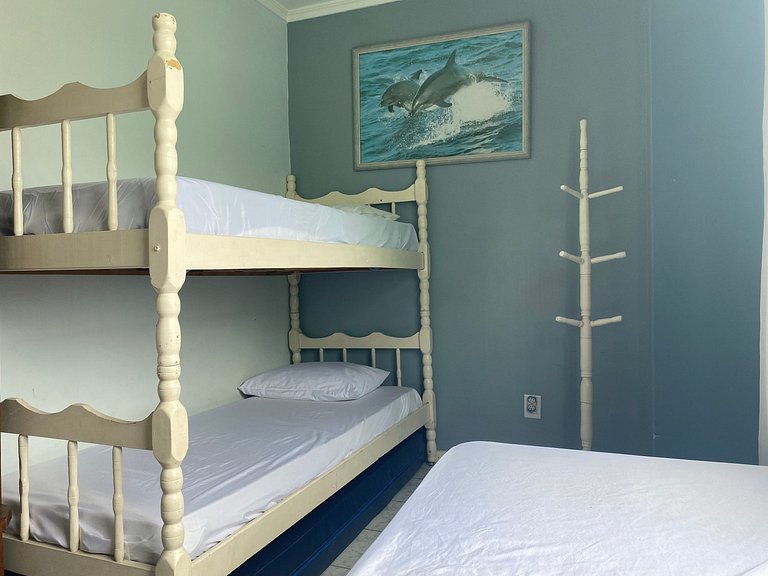 B479 - Apto 2 quartos c/vista mar na Av de Bombas