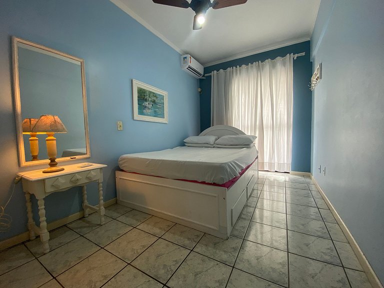 B479 - Apto 2 quartos c/vista mar na Av de Bombas