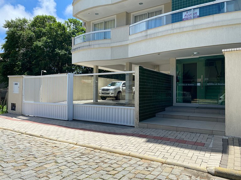 B039 - Cobertura duplex com vista e perto do mar