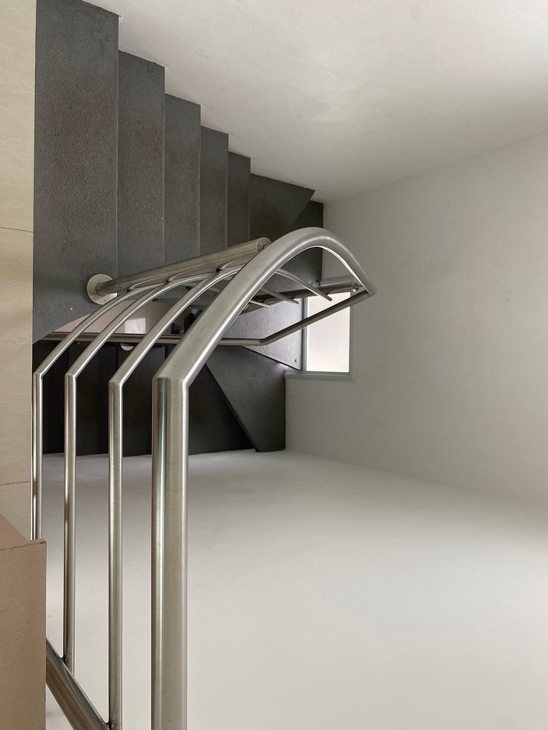 B039 - Cobertura duplex com vista e perto do mar