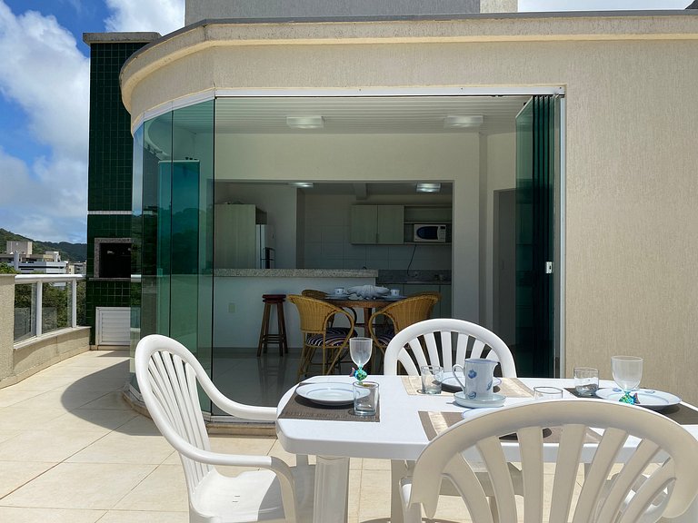 B039 - Cobertura duplex com vista e perto do mar