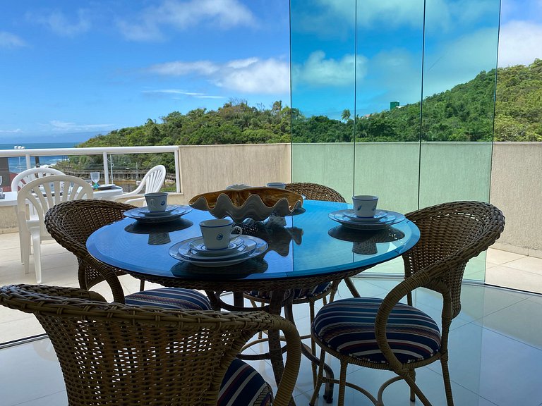 B039 - Cobertura duplex com vista e perto do mar