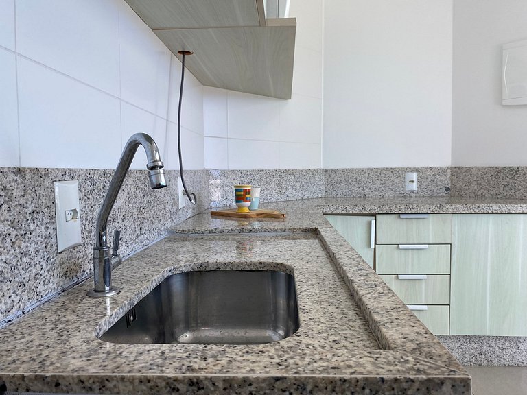 B039 - Cobertura duplex com vista e perto do mar