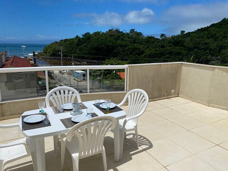 B039 - Cobertura duplex com vista e perto do mar