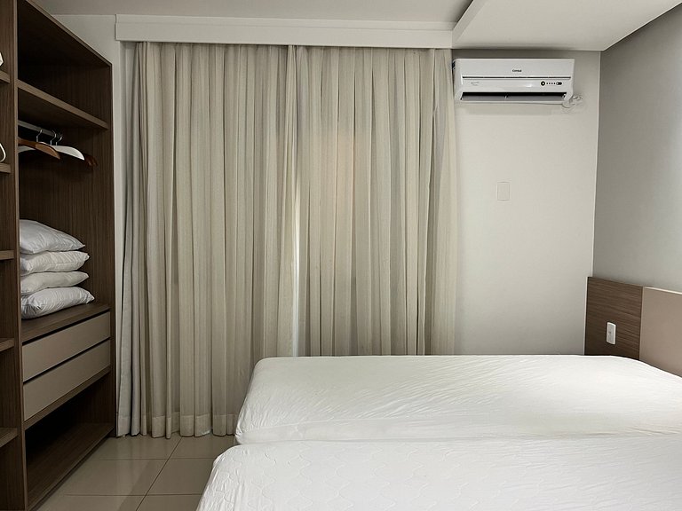 Apto novo com 2 quartos perto do mar para até 06 pessoas !!