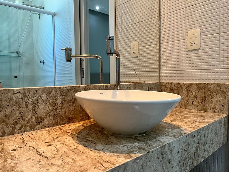 Apto novo com 2 quartos perto do mar para até 06 pessoas !!