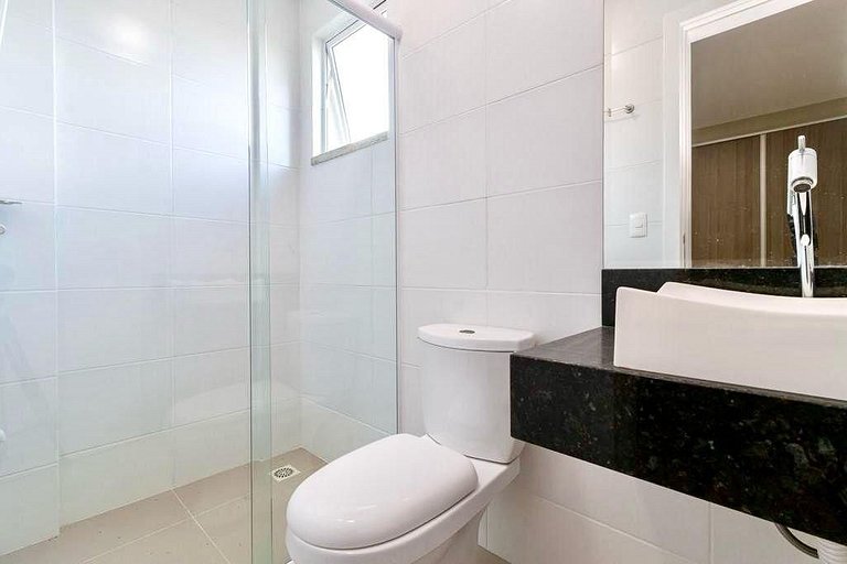 B112 Apto 02 quartos p/ 05 pessoas em Bombinhas SC