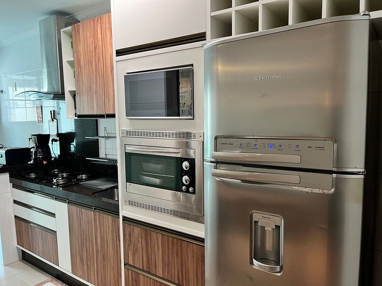 B931 Apto 3 quartos p/ 7 pessoas em Bombinhas SC