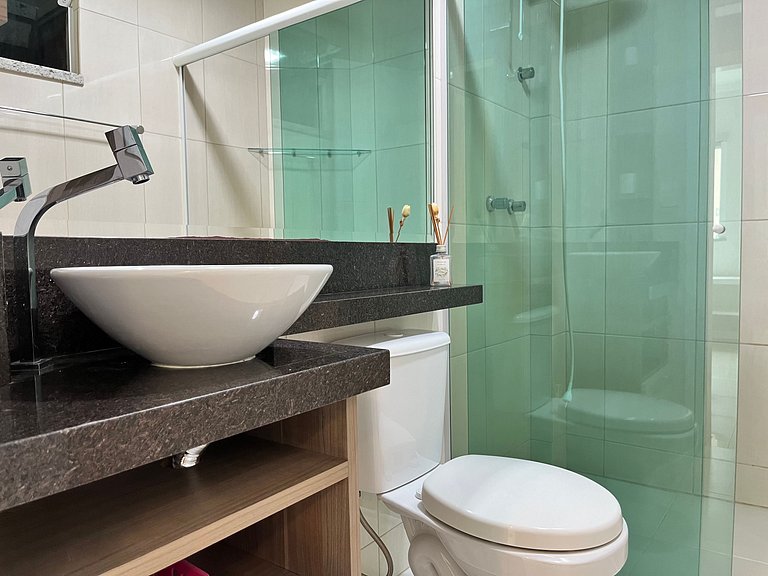 B931 Apto 3 quartos p/ 7 pessoas em Bombinhas SC