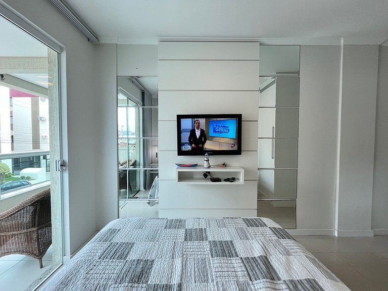 B931 Apto 3 quartos p/ 7 pessoas em Bombinhas SC