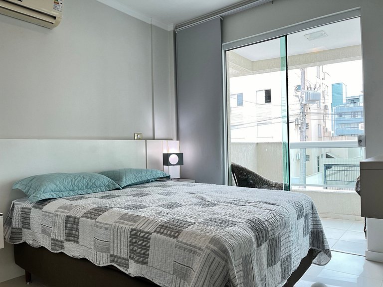 B931 Apto 3 quartos p/ 7 pessoas em Bombinhas SC